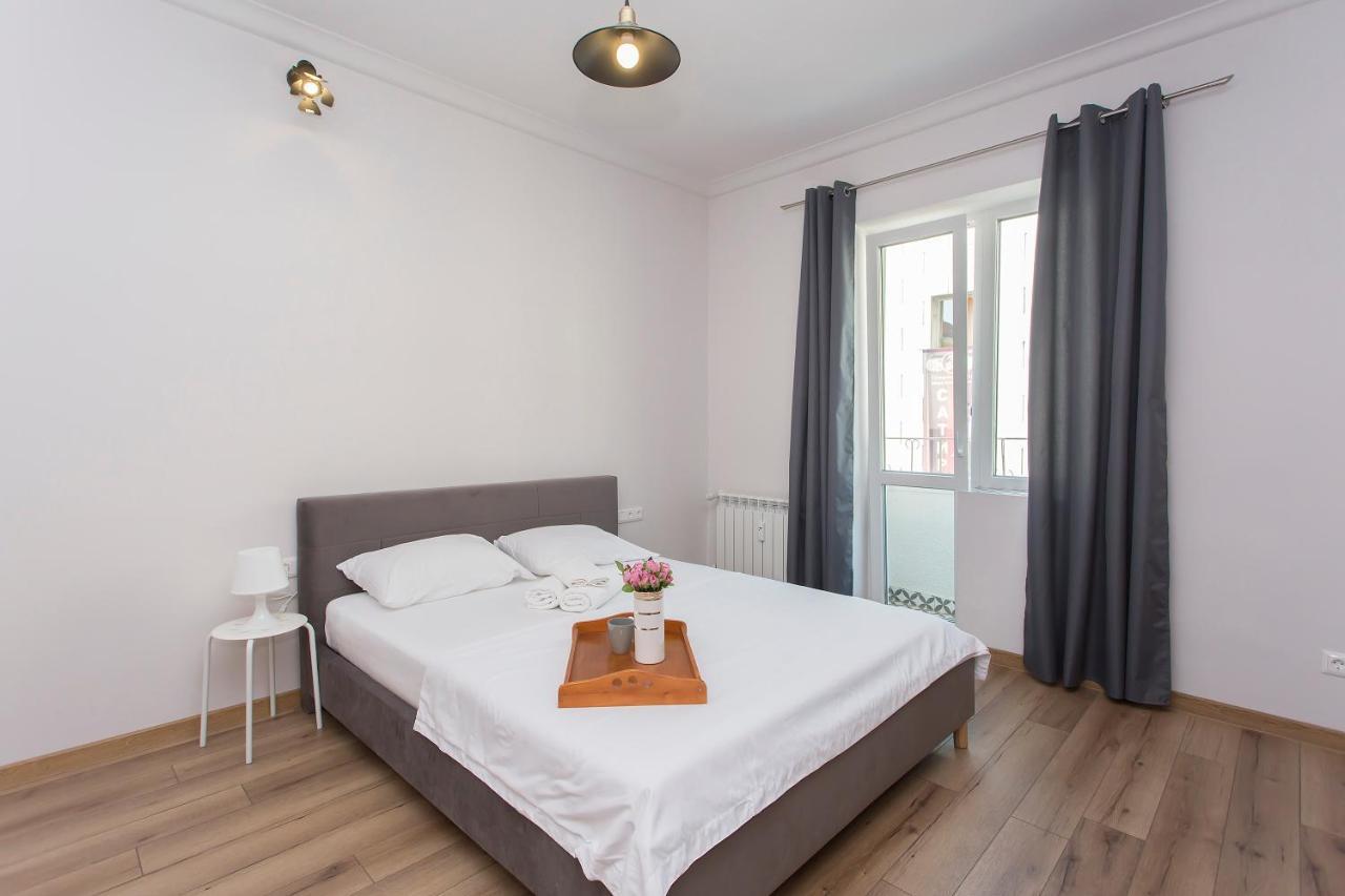 Sunny And Modern 1bdr In The Center Sofia