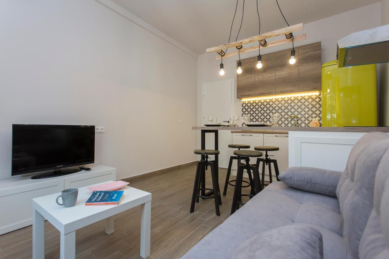 Sunny And Modern 1bdr In The Center Appartamento Sofia