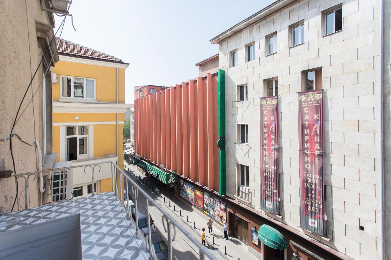 Sunny And Modern 1bdr In The Center Appartamento
