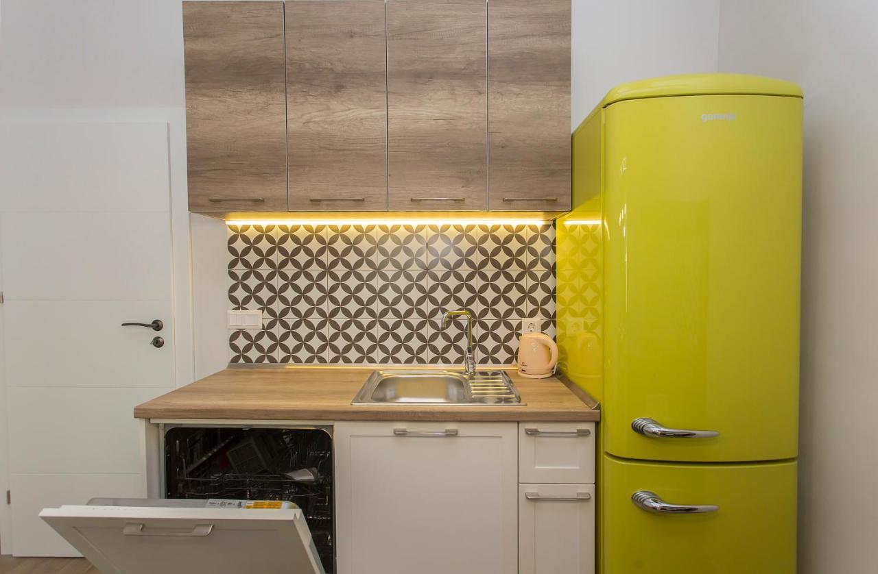 Sunny And Modern 1bdr In The Center * Sofia
