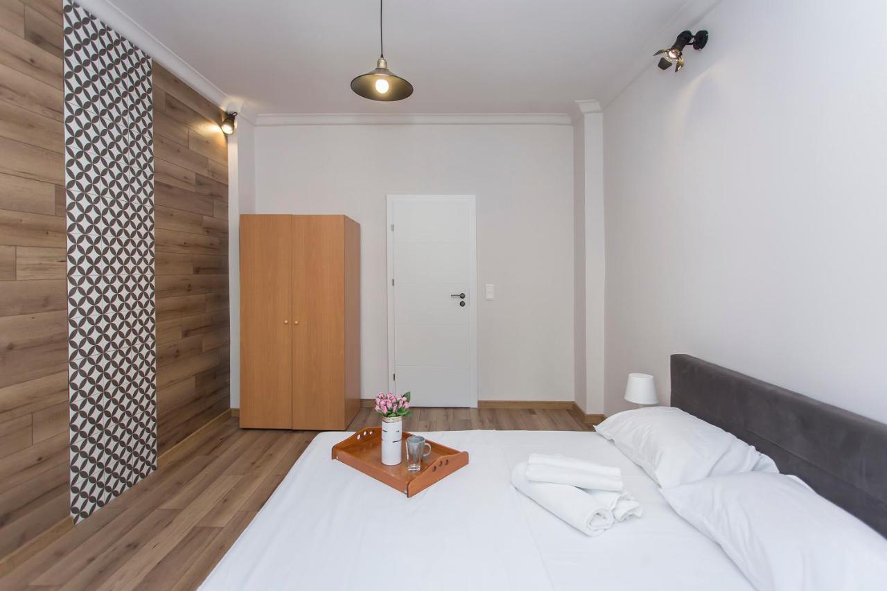 Sunny And Modern 1bdr In The Center